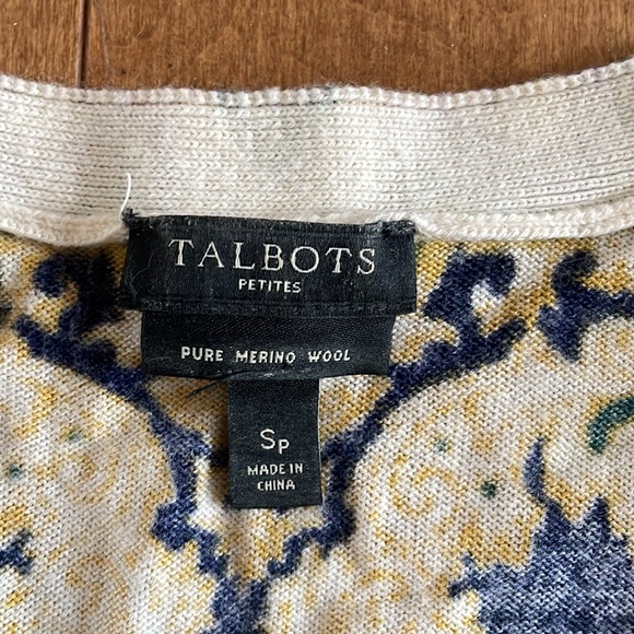Talbots merino cardigan navy Diamond pattern petite, metal buttons - Picture 4 of 6